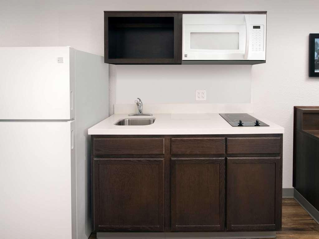 Extended Stay America Select Suites - Charlotte - Northlake Chambre photo